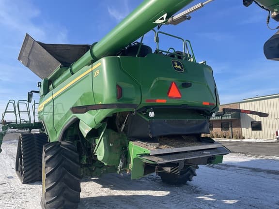 Image of John Deere X9 1100 equipment image 3
