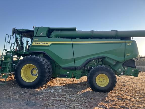 Image of John Deere X9 1100 Image 0