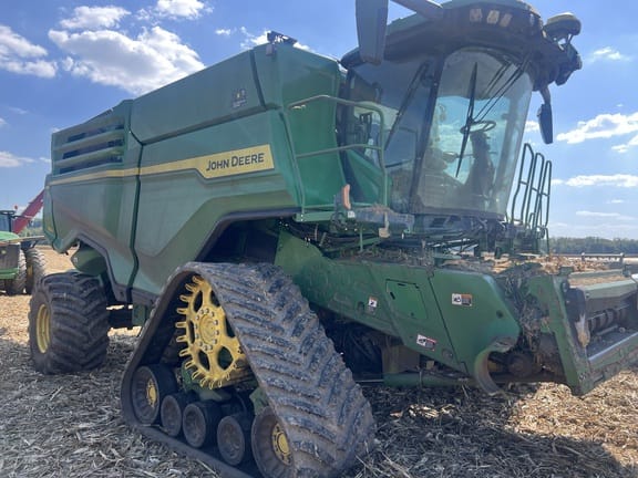 2022 John Deere X9 1100 Equipment Image0
