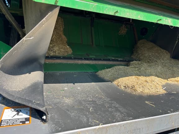 Image of John Deere X9 1100 equipment image 2