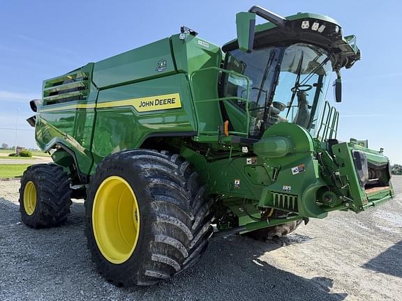 Image of John Deere X9 1100 equipment image 3