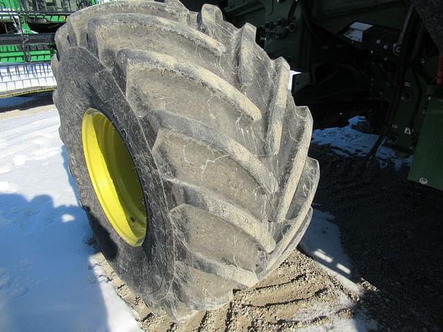 Image of John Deere X9 1100 equipment image 3