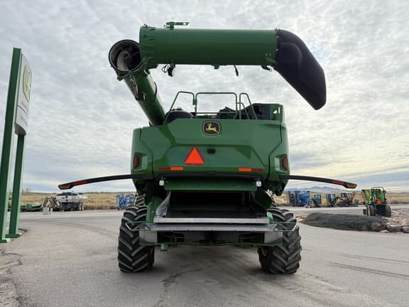 Image of John Deere X9 1100 equipment image 3