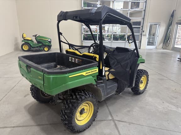 Image of John Deere XUV 560E equipment image 2