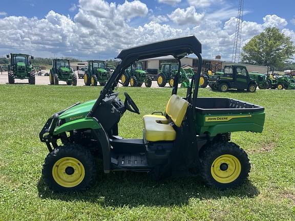 Image of John Deere XUV 560E equipment image 3