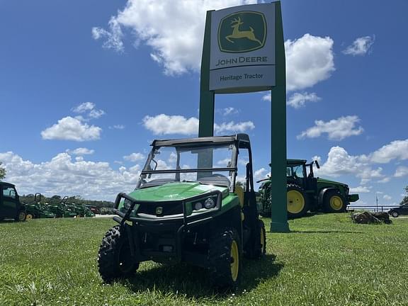Image of John Deere XUV 560E equipment image 1