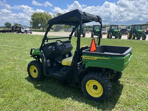 Image of John Deere XUV 560E equipment image 4
