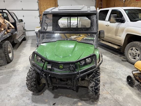 Image of John Deere XUV 590E equipment image 2