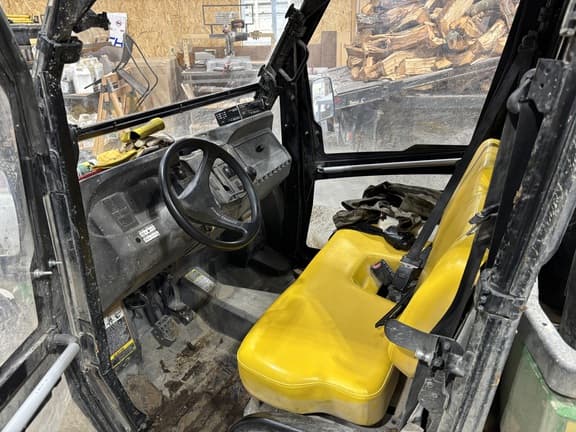 Image of John Deere XUV 590E equipment image 4