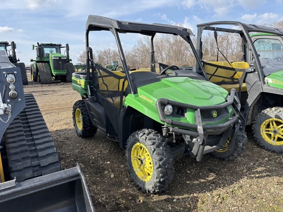 2022 John Deere XUV 590M Equipment Image0