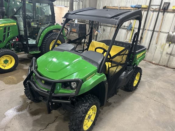 2022 John Deere XUV 590M Equipment Image0