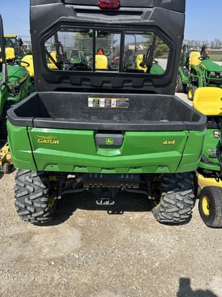 Image of John Deere XUV 590M equipment image 3