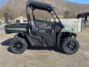 Main image John Deere XUV 590M