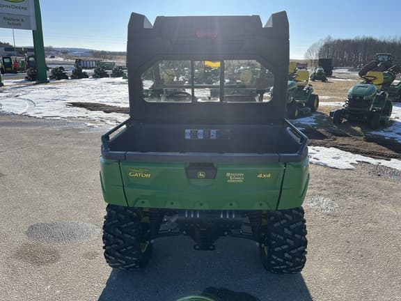 Image of John Deere XUV 590M equipment image 3