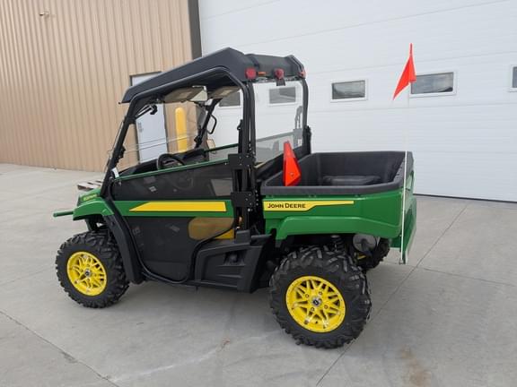Image of John Deere XUV 590M equipment image 3