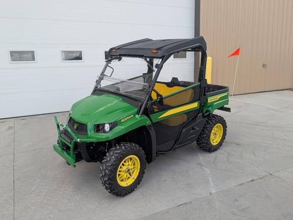 Image of John Deere XUV 590M equipment image 2