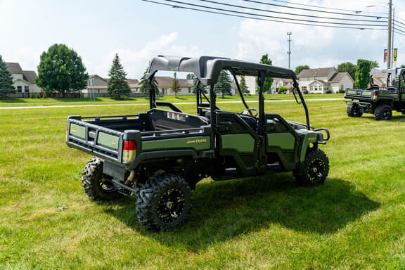 Image of John Deere XUV 825M S4 equipment image 4