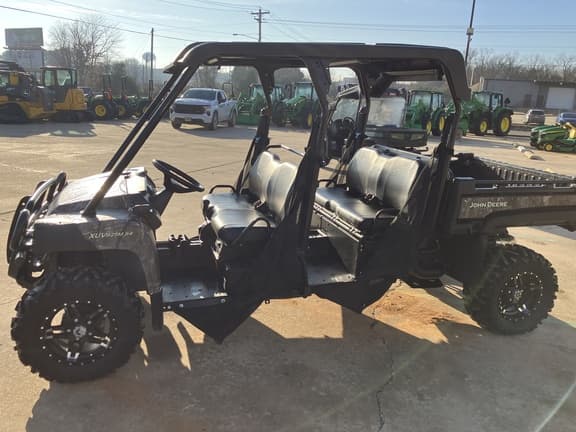 Image of John Deere XUV 825M S4 Primary image