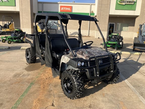 2022 John Deere XUV 825M S4 Equipment Image0