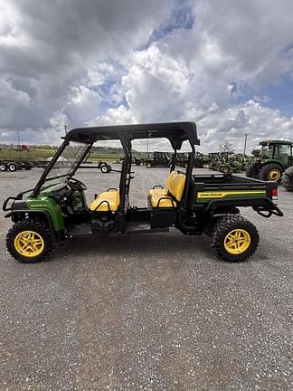 Image of John Deere XUV 825M S4 equipment image 1