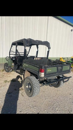 Image of John Deere XUV 825M S4 equipment image 2