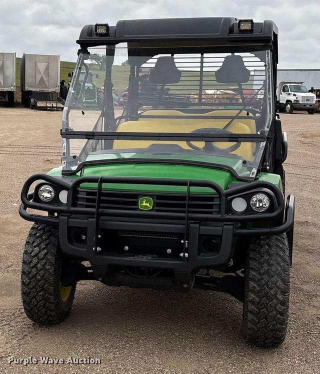 Image of John Deere XUV 825M S4 equipment image 1