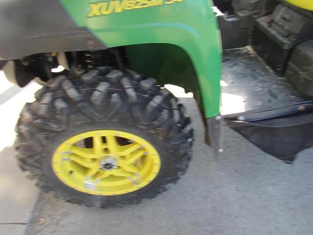 Image of John Deere XUV 825M S4 equipment image 4