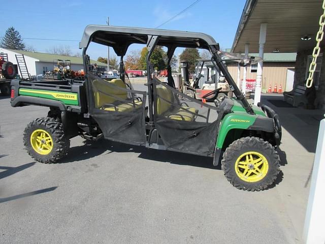 Image of John Deere XUV 825M S4 equipment image 1