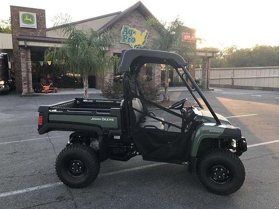 Image of John Deere Gator XUV 835E equipment image 2