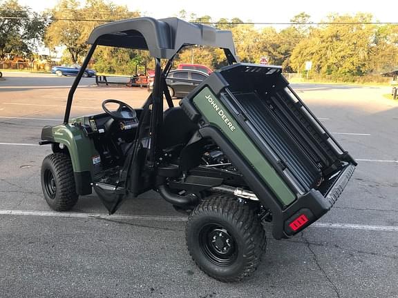 Image of John Deere Gator XUV 835E equipment image 4