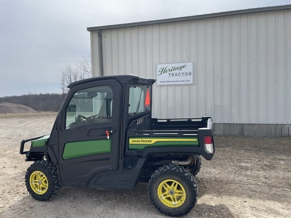 2022 John Deere XUV 835M Equipment Image0