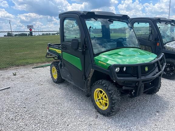 Image of John Deere XUV 835M equipment image 2