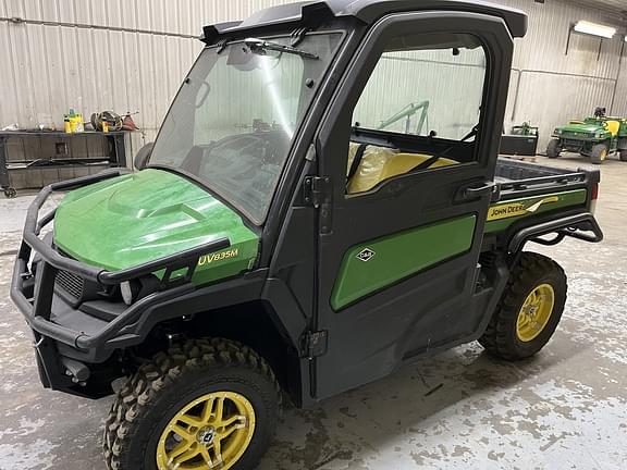 Image of John Deere XUV 835M equipment image 1