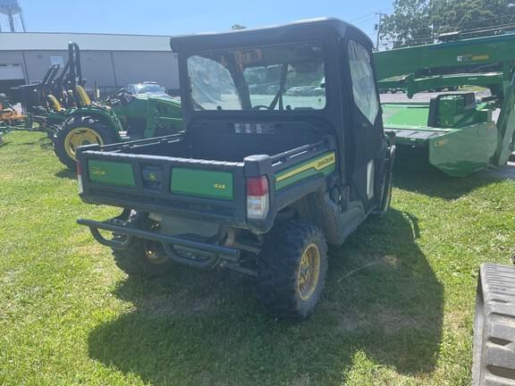 Image of John Deere XUV 835M equipment image 4