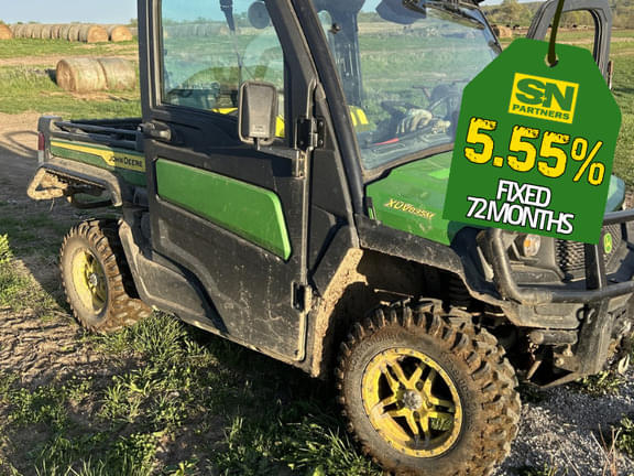 Image of John Deere XUV 835M Primary image