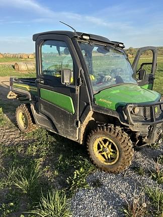 Image of John Deere XUV 835M Primary image
