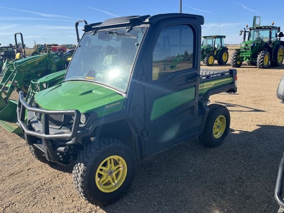 Image of John Deere XUV 835M equipment image 3