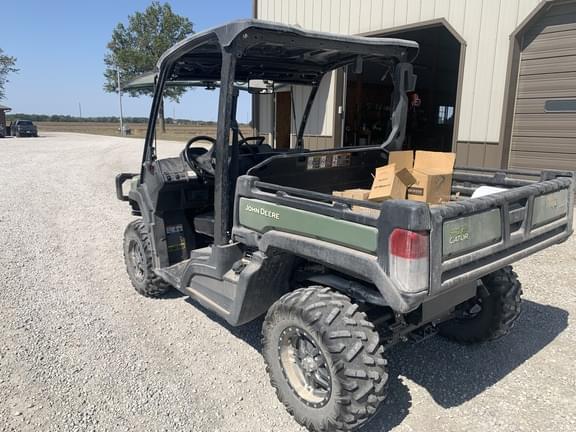 Image of John Deere XUV 835M equipment image 4
