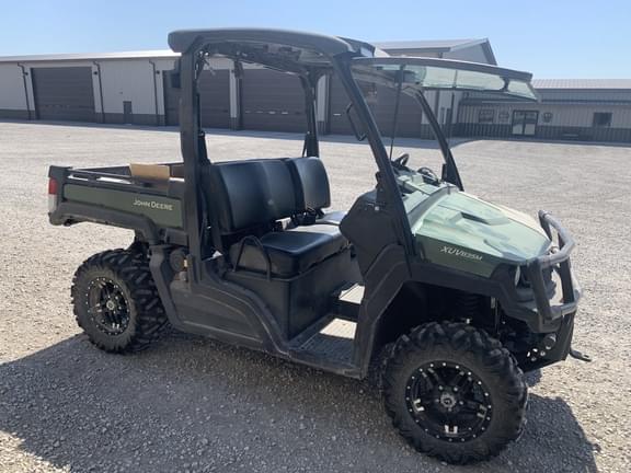 Image of John Deere XUV 835M equipment image 2