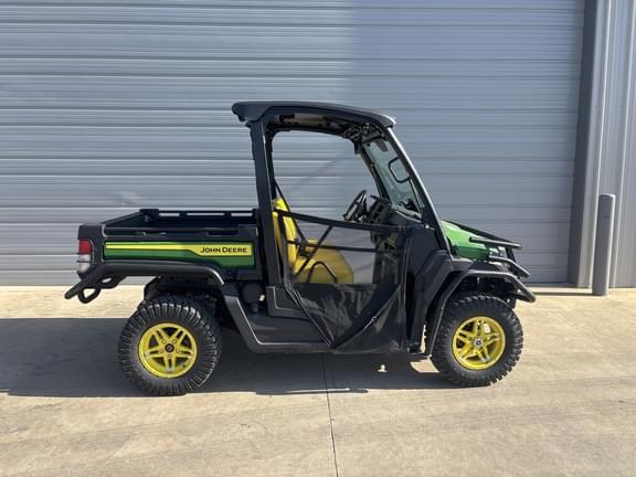 Image of John Deere XUV 835M equipment image 3