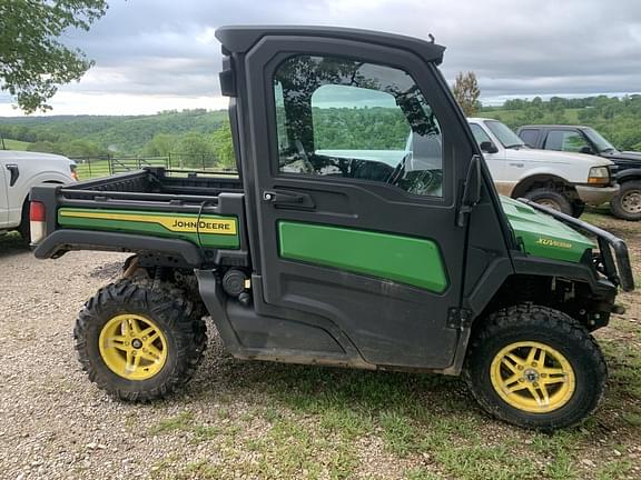 Image of John Deere XUV 835M equipment image 3