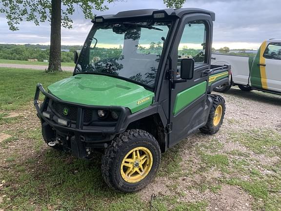 Image of John Deere XUV 835M Primary image
