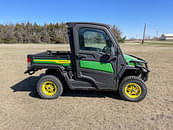 Thumbnail image John Deere XUV 835M 4