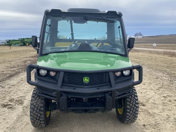 Image of John Deere XUV 835M equipment image 1