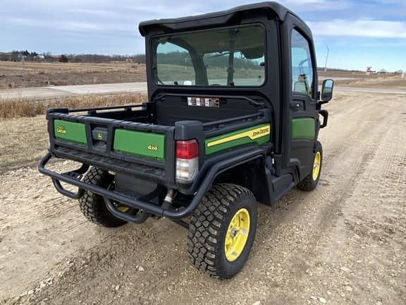 Image of John Deere XUV 835M equipment image 4