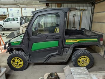 Main image John Deere XUV 835M