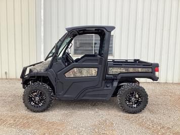 Main image John Deere XUV 835M