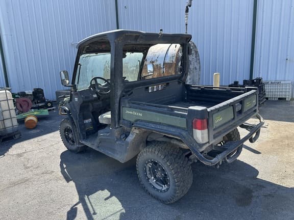 Image of John Deere XUV 835M equipment image 3