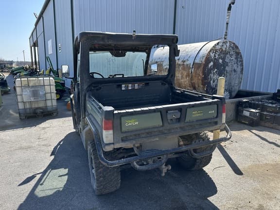 Image of John Deere XUV 835M equipment image 4