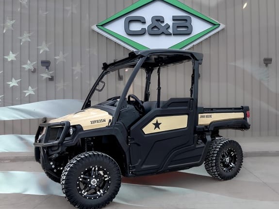 Main image John Deere XUV 835M Honor Edition